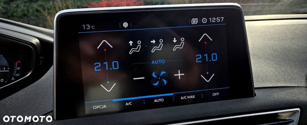 Peugeot 3008 BlueHDi 130 Stop & Start EAT8 Allure - 28