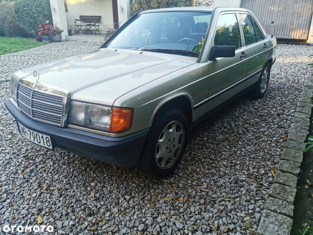 Mercedes-Benz W201