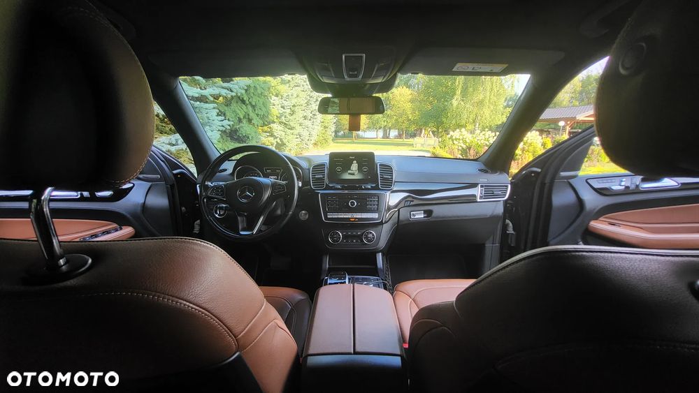 Mercedes-Benz GLS 350 d 4-Matic - 6
