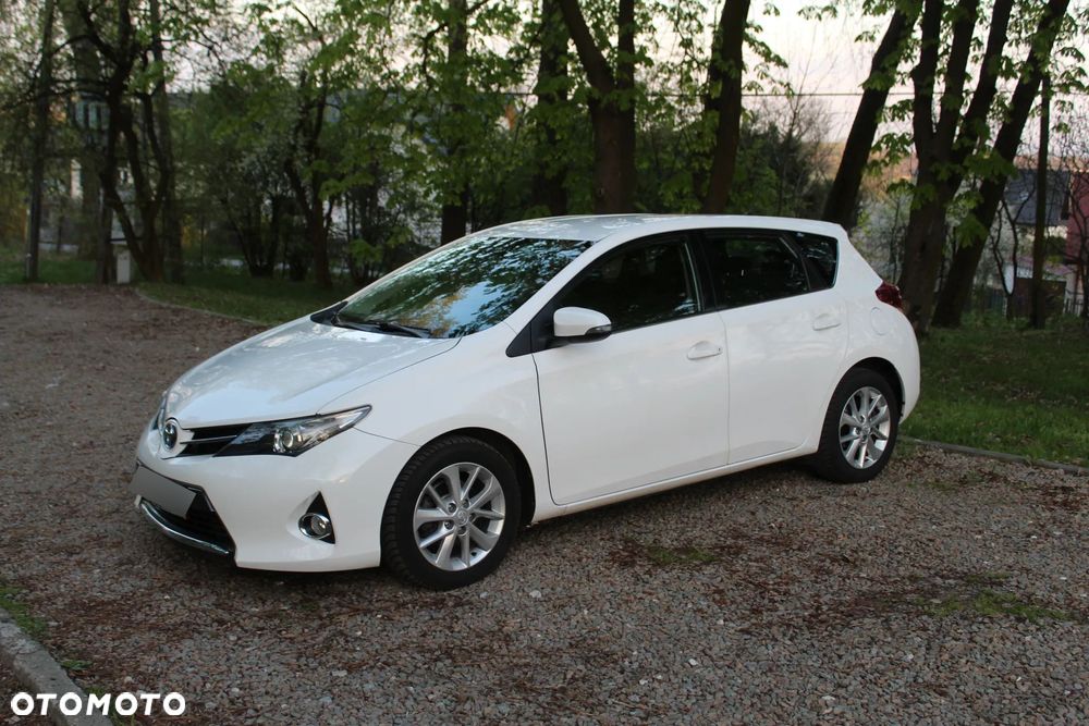 Toyota Auris 1.33 VVT-i Premium - 3