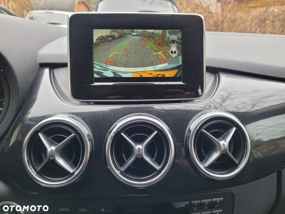 Mercedes-Benz Klasa B 180 (BlueEFFICIENCY) 7G-DCT - 12