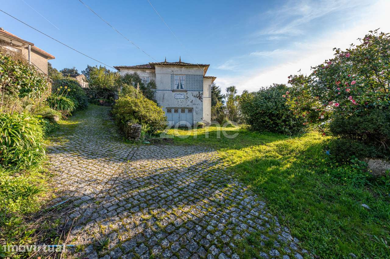 Quinta, com Moradia habitável e Terreno de 8744m² em Fânzeres-Gondo... - Grande imagem: 4/60