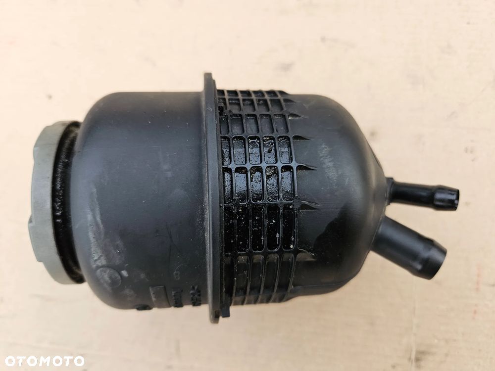 Audi A6 C6 A4 B8 zbiorniczek wyrównawczy wspomagania - 1