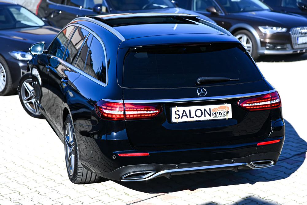 Mercedes-Benz Klasa E 300 9G-TRONIC AMG Line - 36