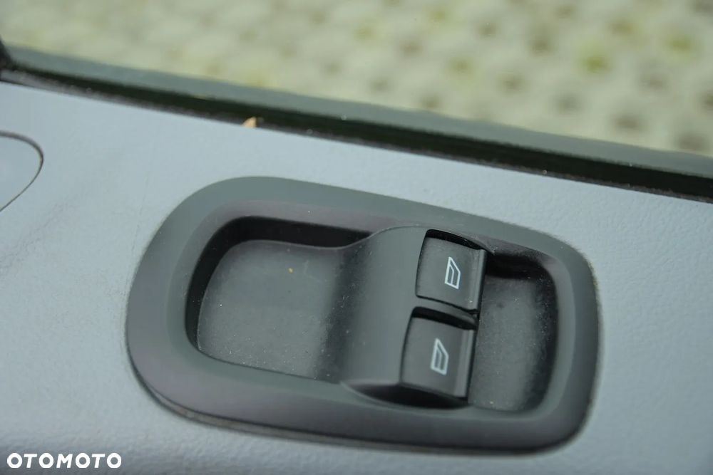 Ford TRANSIT 2.2 Salon PL / IZOTERMA IGLOOCAR / SUPER STAN! - 27