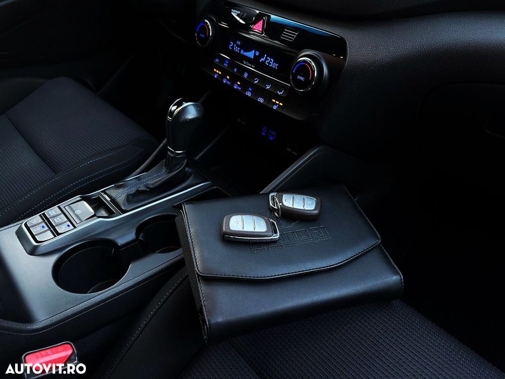 Hyundai Tucson blue 1.7 CRDi 2WD DCT Style - 31