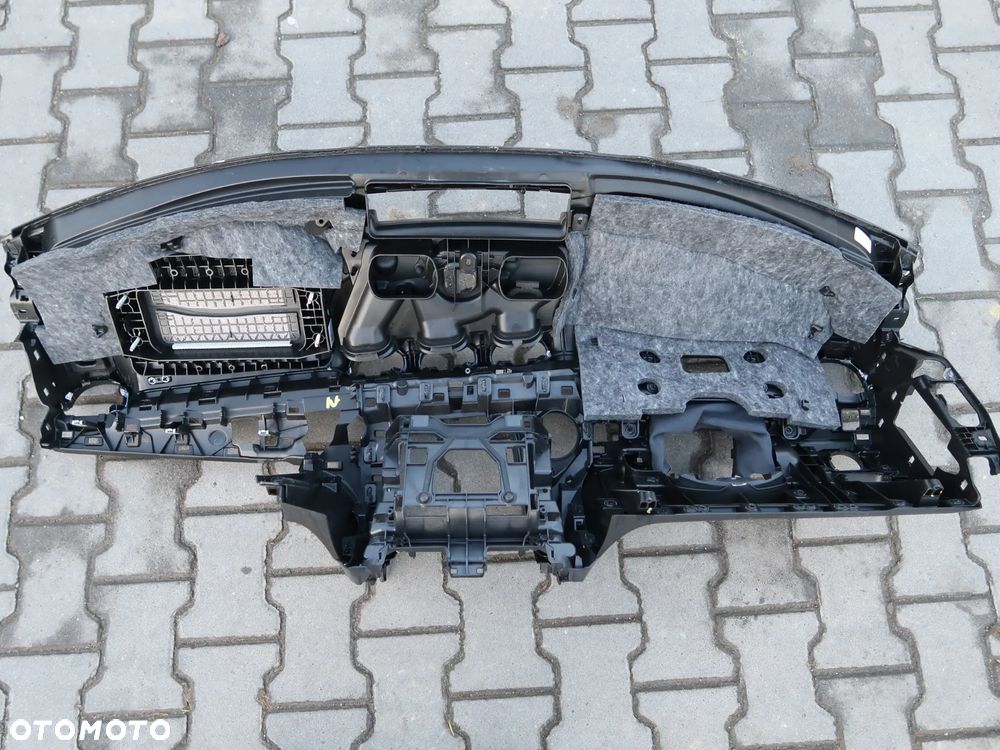 deska rozdzielcza kokpit Mercedes w206 C klasa - 11