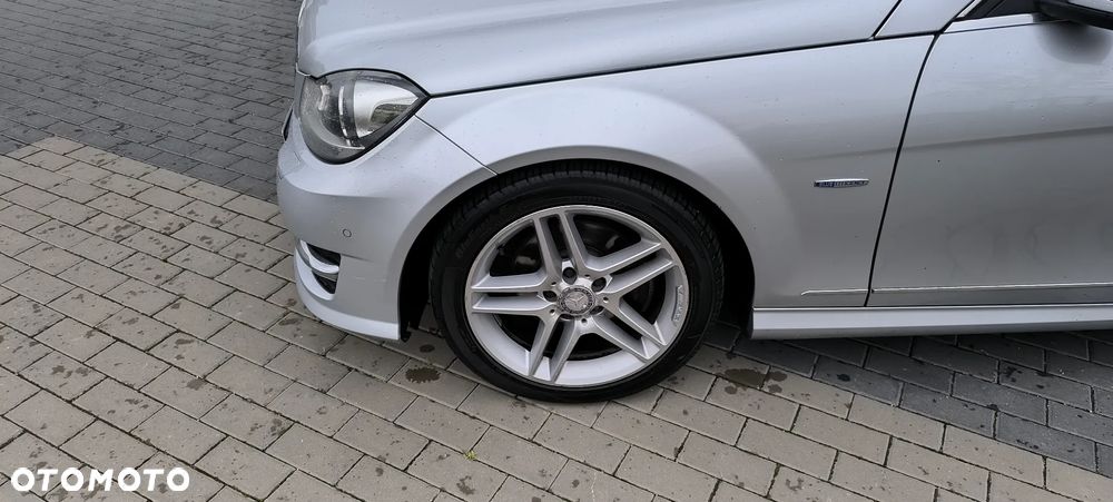 Mercedes-Benz Klasa C 220 CDI DPF Automatik Avantgarde - 13
