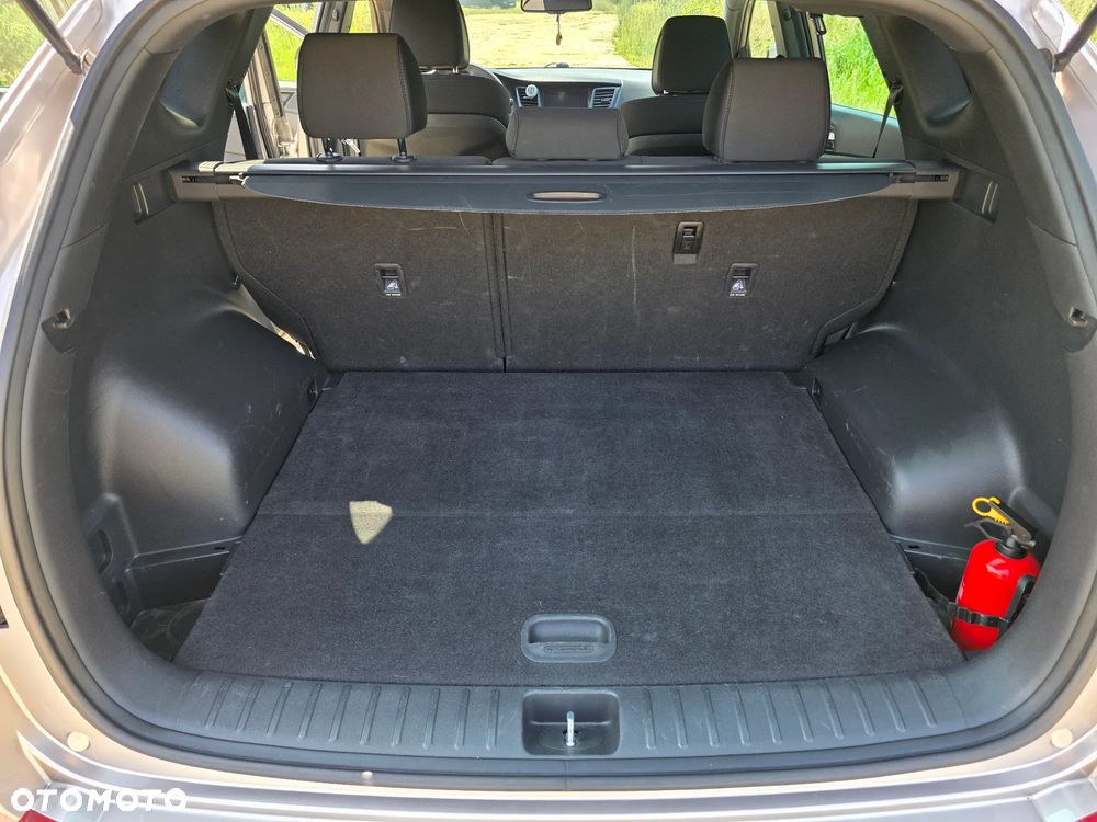 Hyundai Tucson 1.6 GDI BlueDrive GO 2WD - 10