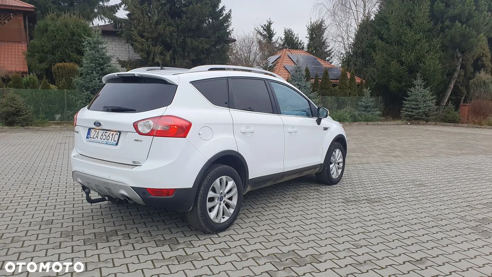 Ford Kuga 2.0 TDCi 2x4 Titanium - 5
