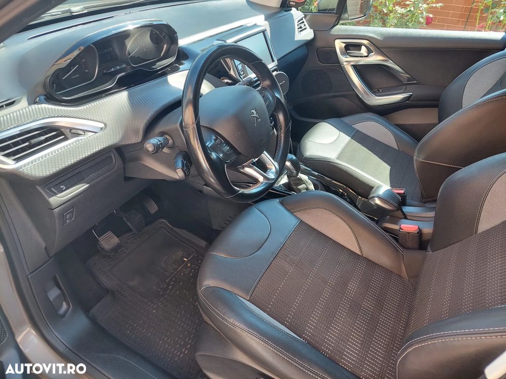 Peugeot 2008 1.6 BlueHDi FAP Allure - 3