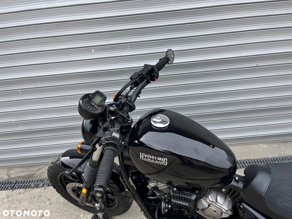 Hyosung GV - 10