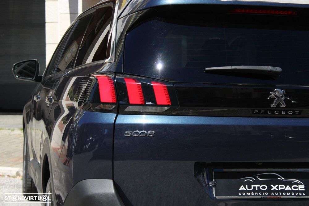 Peugeot 5008 BlueHDI 130 EAT8 Allure - 17