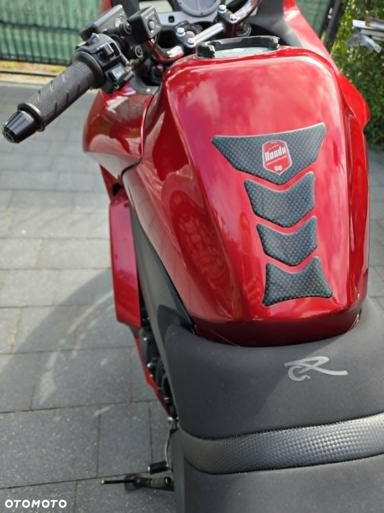 Honda CBF - 15