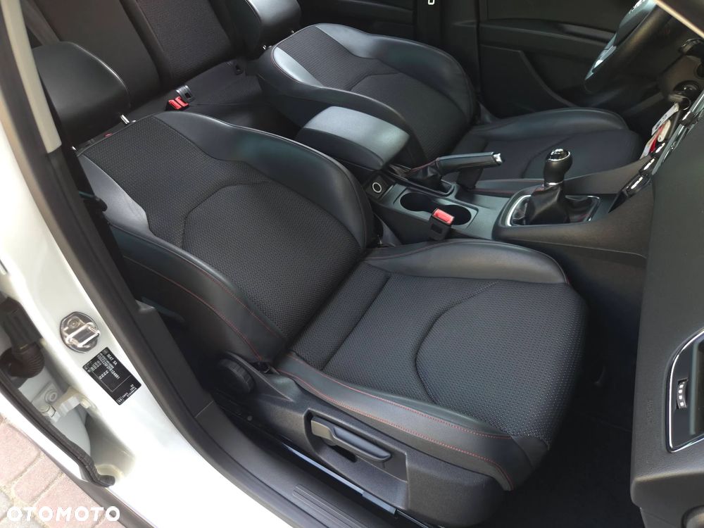 Seat Leon 2.0 TDI FR Black S&S - 33