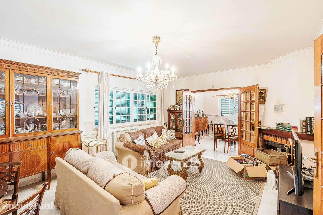 Moradia isolada T5, com vistas sobre o Tejo, em Caxias - Grande imagem: 2/38