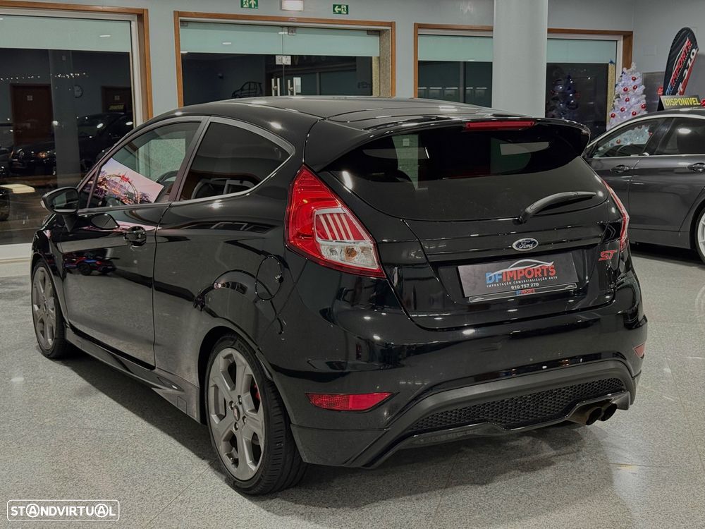 Ford Fiesta 1.6 T ST - 5