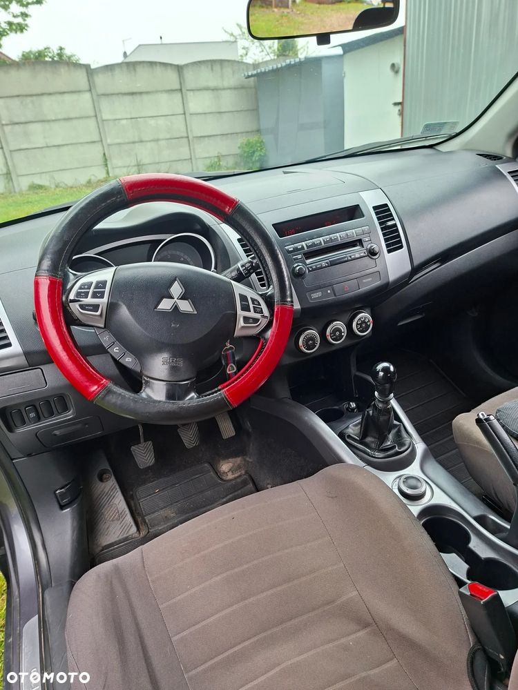 Mitsubishi Outlander 2.0 DID Intense - 6