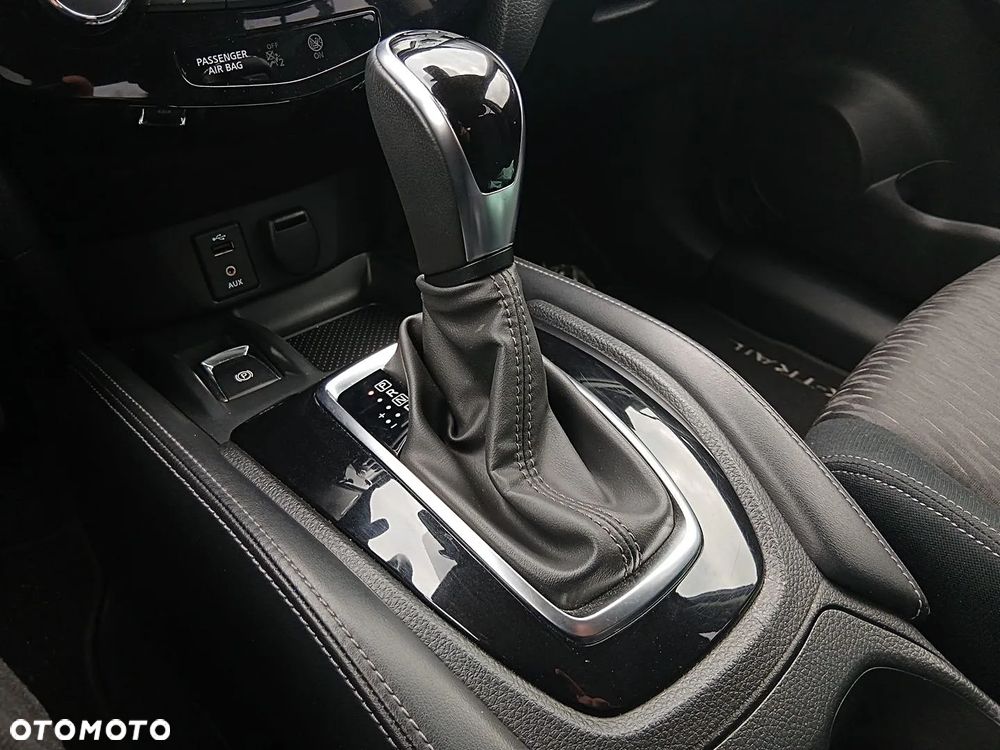 Nissan X-Trail 1.3 DIG-T N-Design 2WD DCT - 22