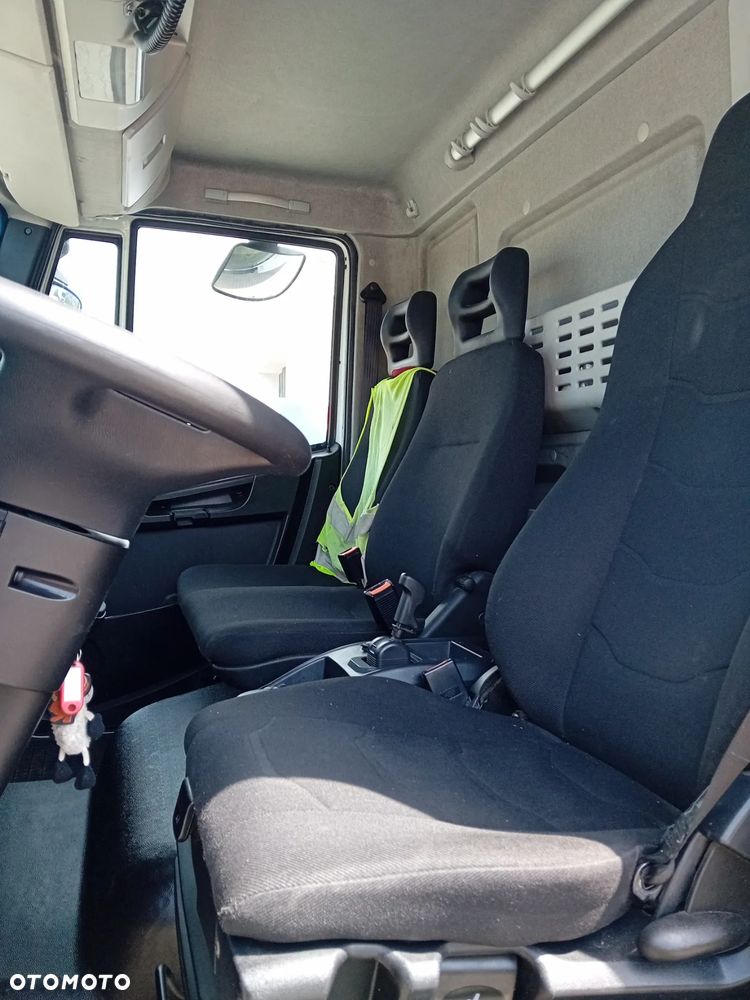 Iveco EUROCARGO - 12