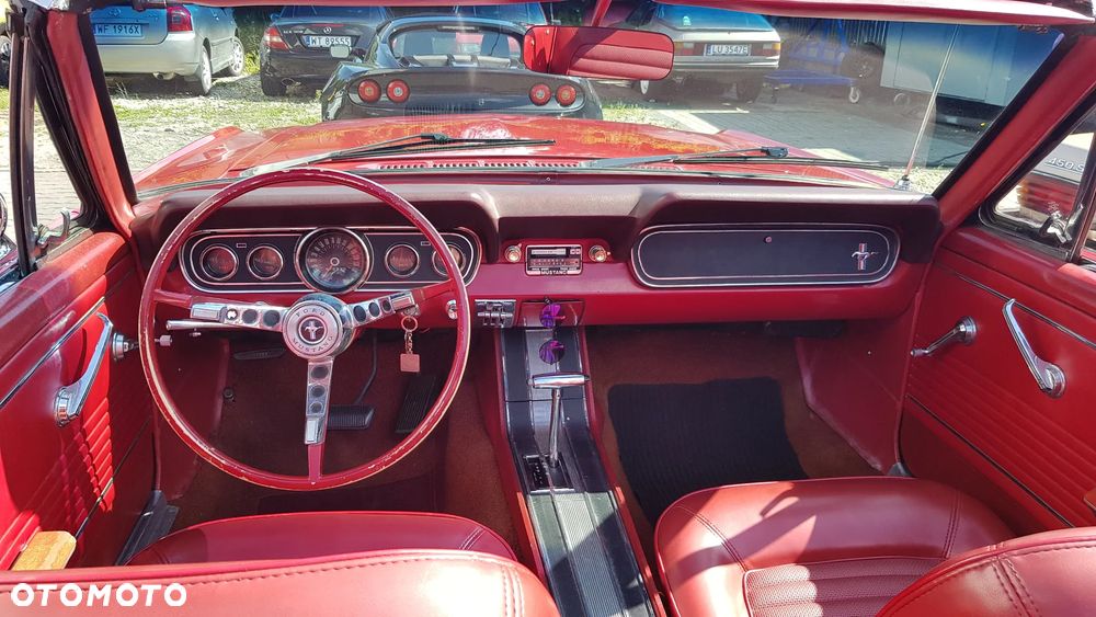 Ford Mustang - 10