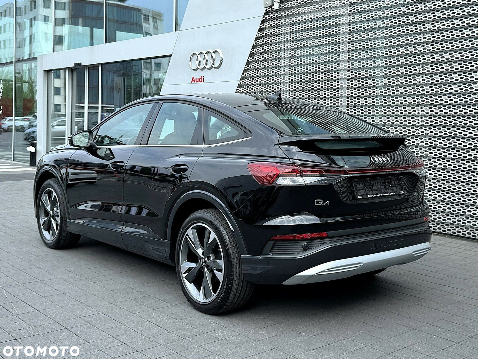 Audi Q4 Sportback e-tron - 12