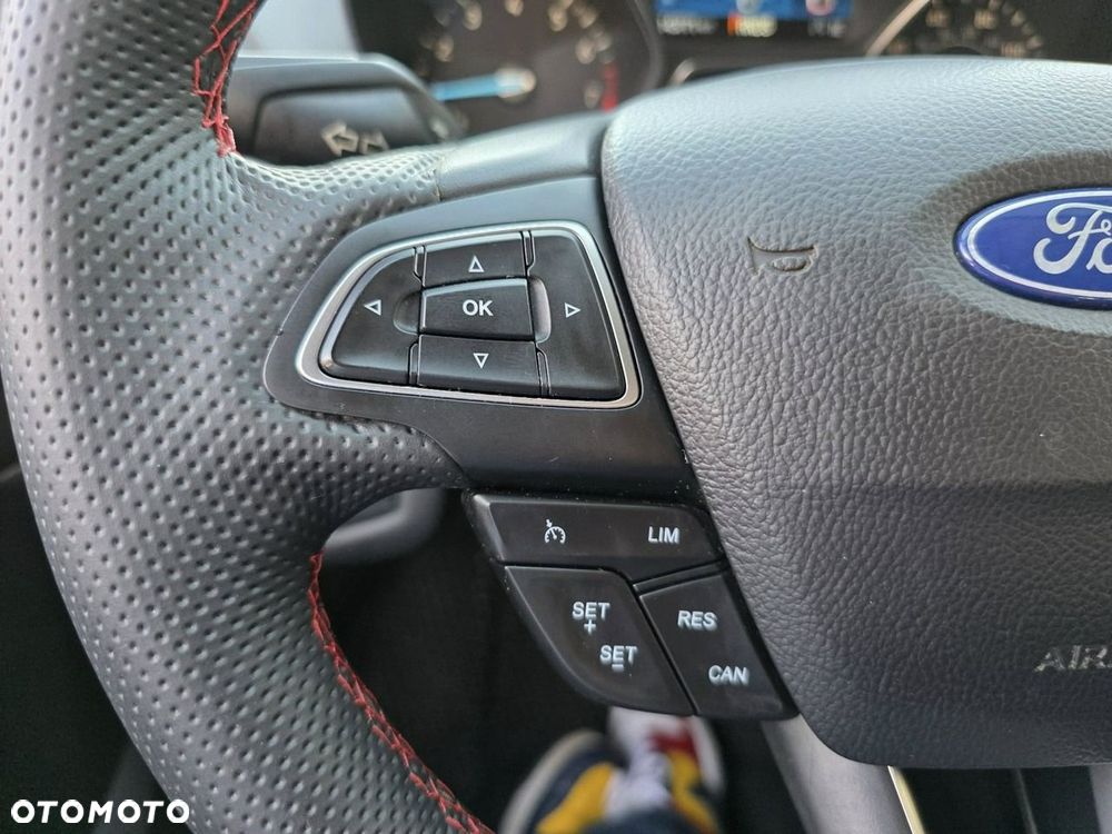 Ford Kuga 1.5 EcoBoost 4WD Trend - 12