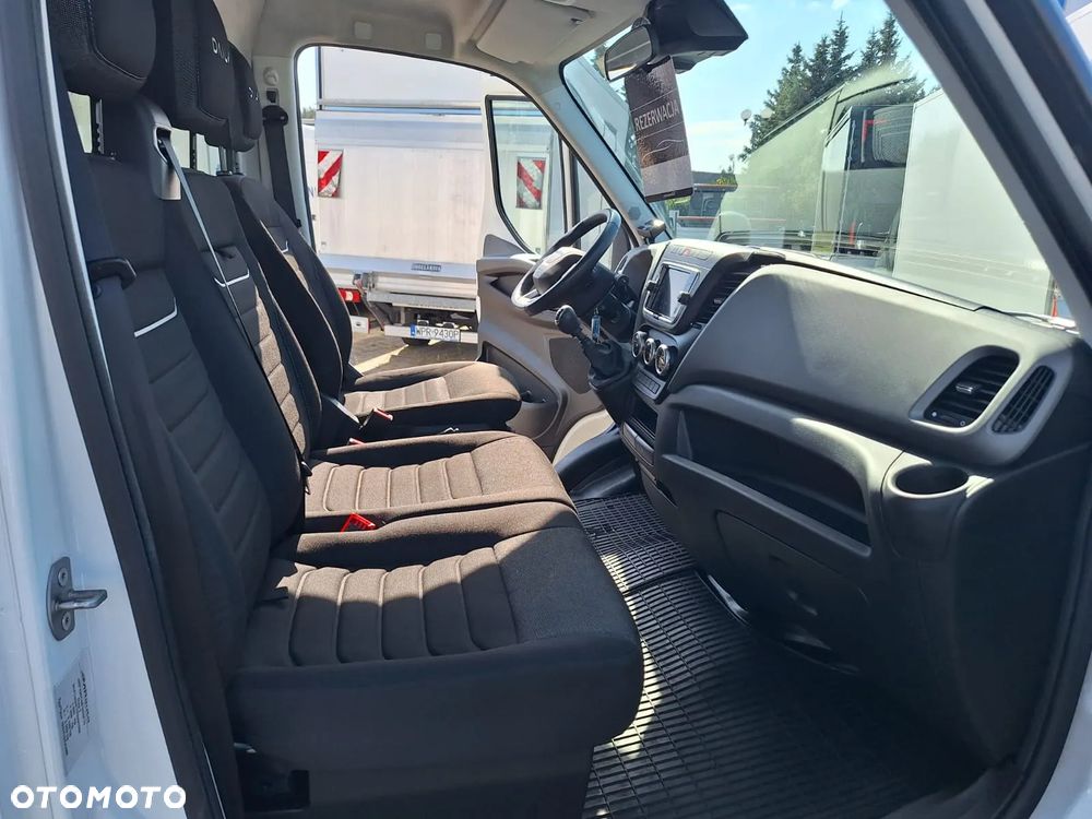 Iveco 50C18 Chłodnia Izoterma 8EP km Krajowy Ledy  Agregat Carrier citymax 400 - 20