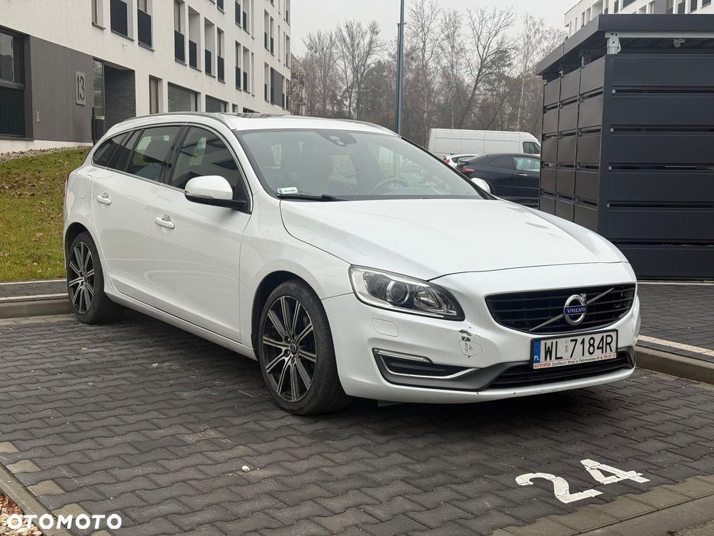 Volvo V60 T5 Geartronic Momentum - 3