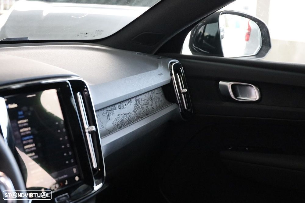 Volvo C40 Recharge Extended Range Plus - 15