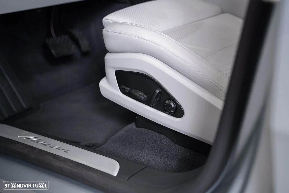 Porsche Macan Electric - 18
