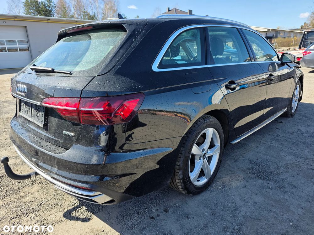 Audi A4 Avant 40 TDI quattro S tronic advanced - 12