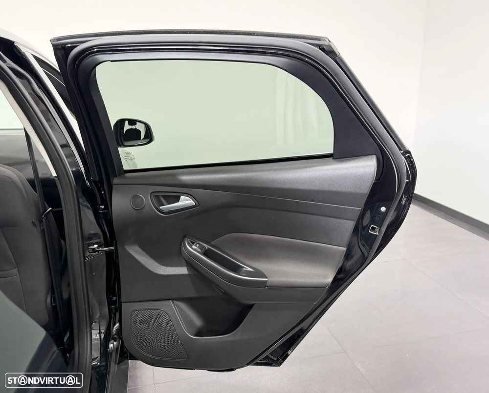 Ford Focus 1.5 TDCi Titanium - 43