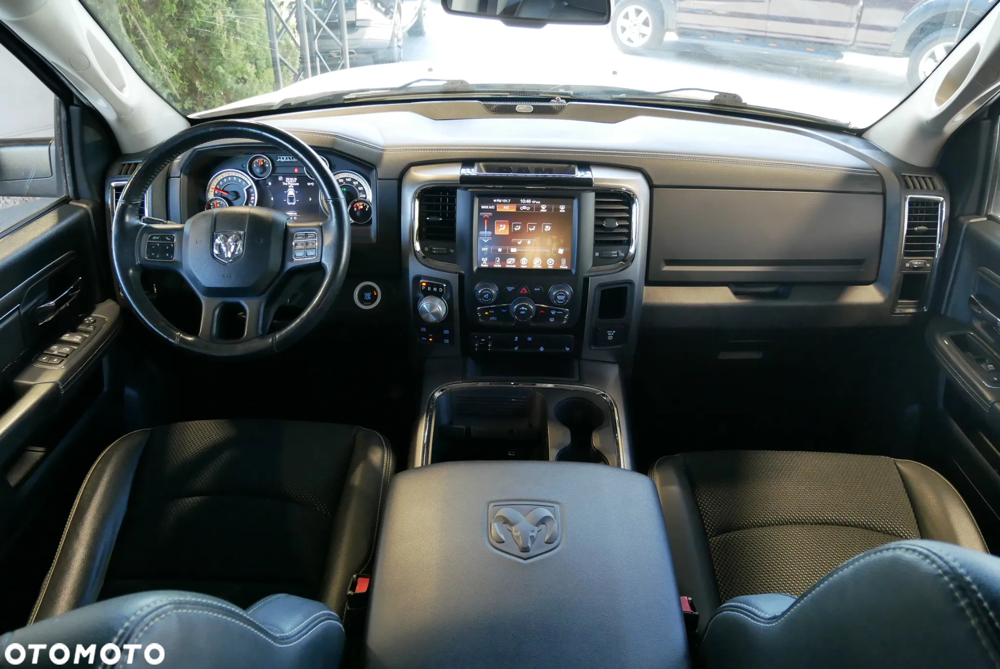 Dodge RAM 1500 5.7 4x4 - 6