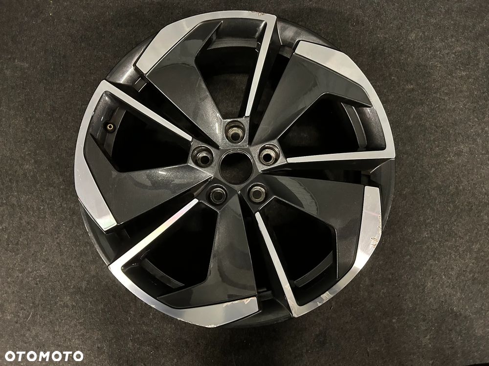 Alufelga Skoda Octavia IV 18 cali 5x112 1szt. 5E3601025M - 1