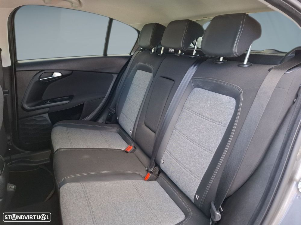 Fiat Tipo Cross 1.3 Multijet - 12