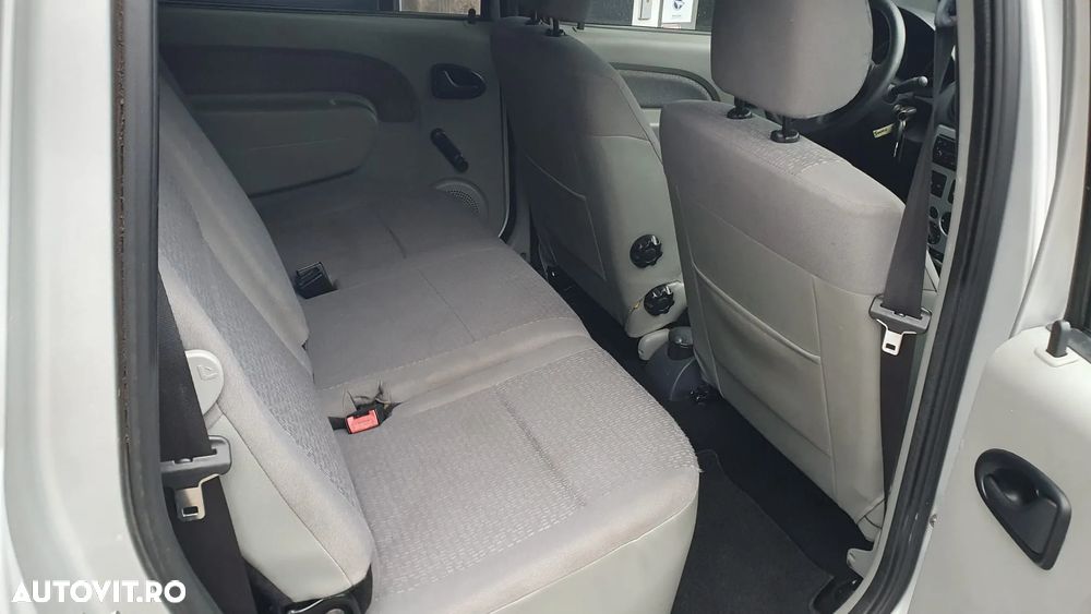 Dacia Logan MCV 1.6 16V Laureate - 22