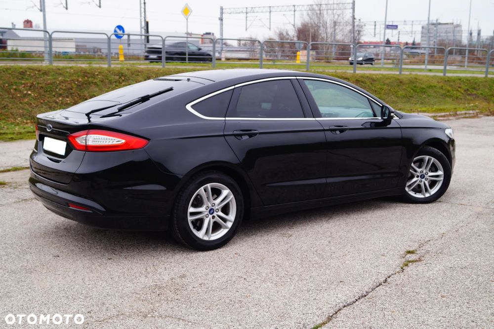 Ford Mondeo 2.0 TDCi Titanium PowerShift - 9