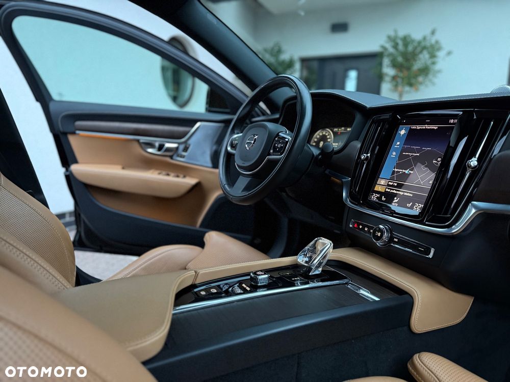 Volvo S90 B5 D AWD Inscription - 9