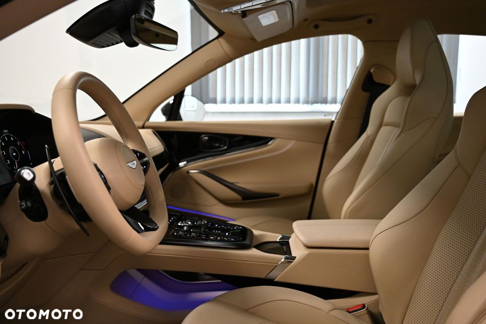 Aston Martin DBX707 - 13