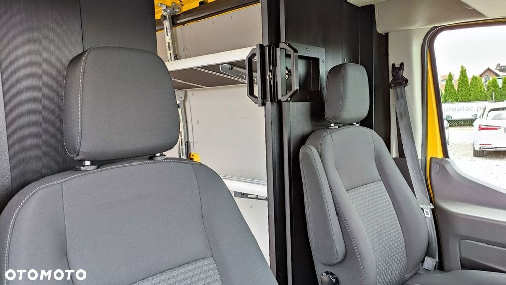 Ford Transit - 27