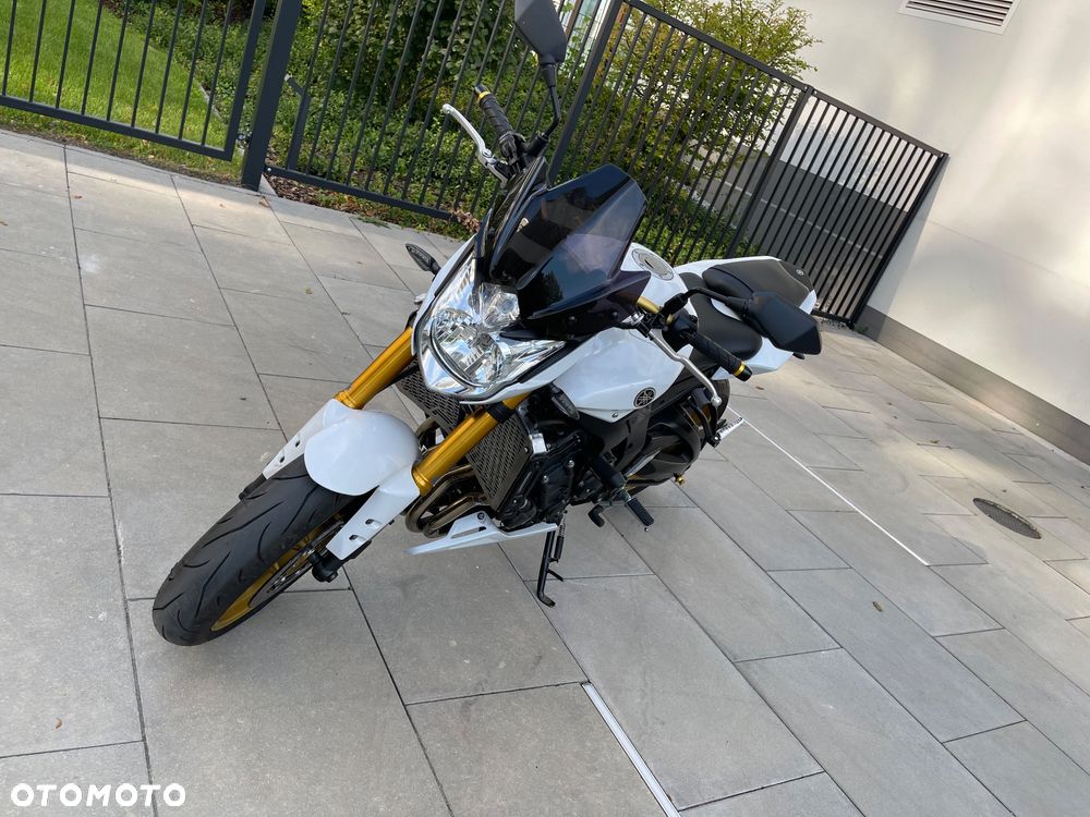 Yamaha FZ - 4