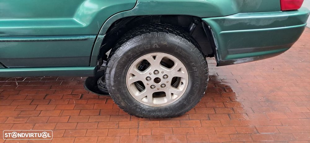 Jeep Grand Cherokee 3.1 TD Laredo - 3