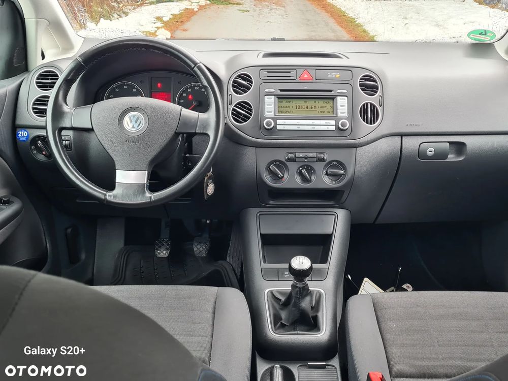 Volkswagen Golf Plus - 8