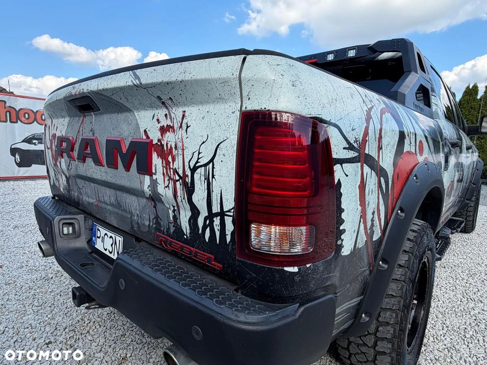 RAM 1500 - 12
