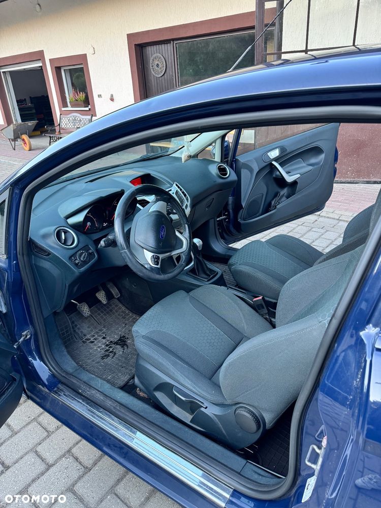 Ford Fiesta - 8