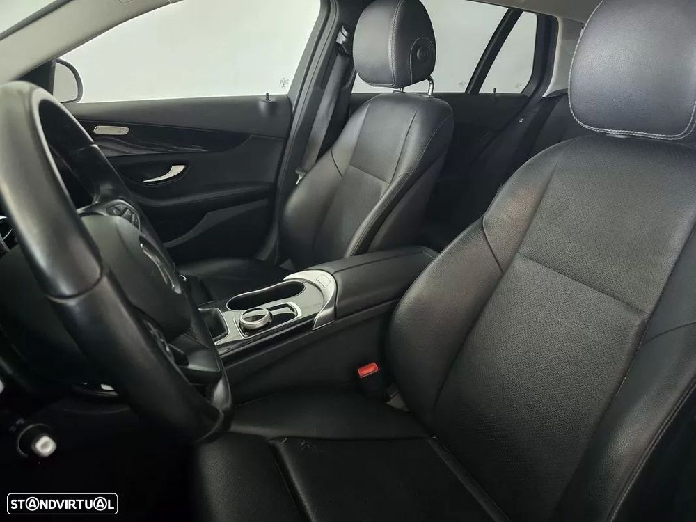 Mercedes-Benz C 200 - 11