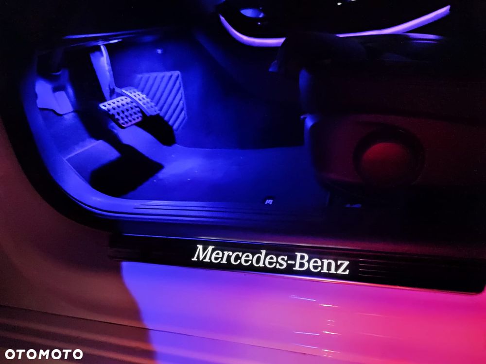Mercedes-Benz Klasa A 250 7G-DCT AMG Line - 37