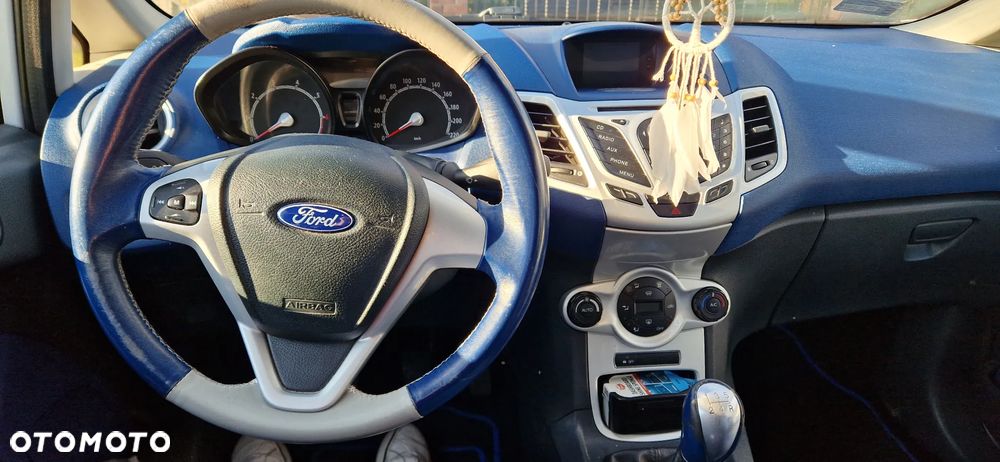 Ford Fiesta 1.4 Ghia - 5