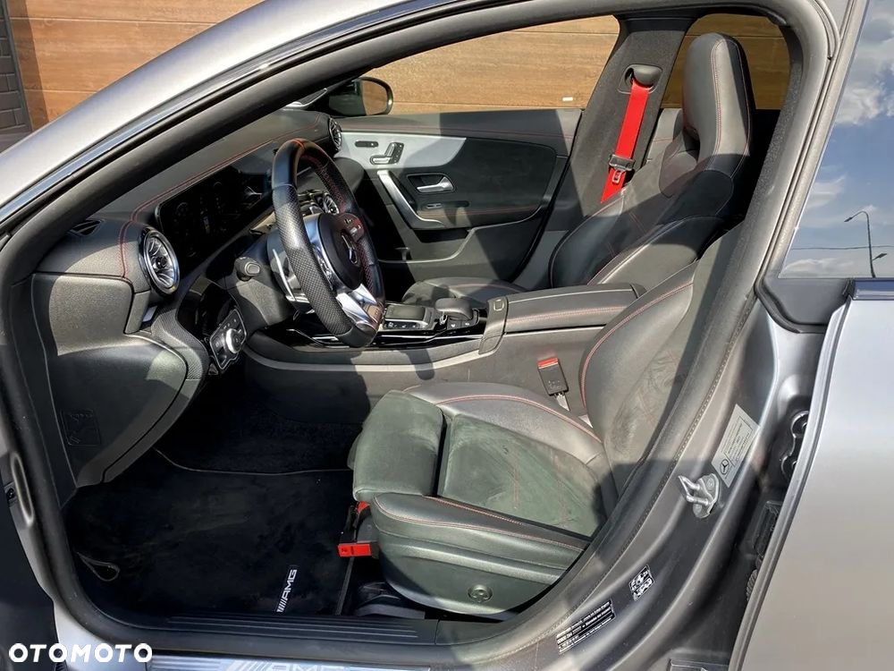 Mercedes-Benz CLA AMG 35 4-Matic 7G-DCT - 25